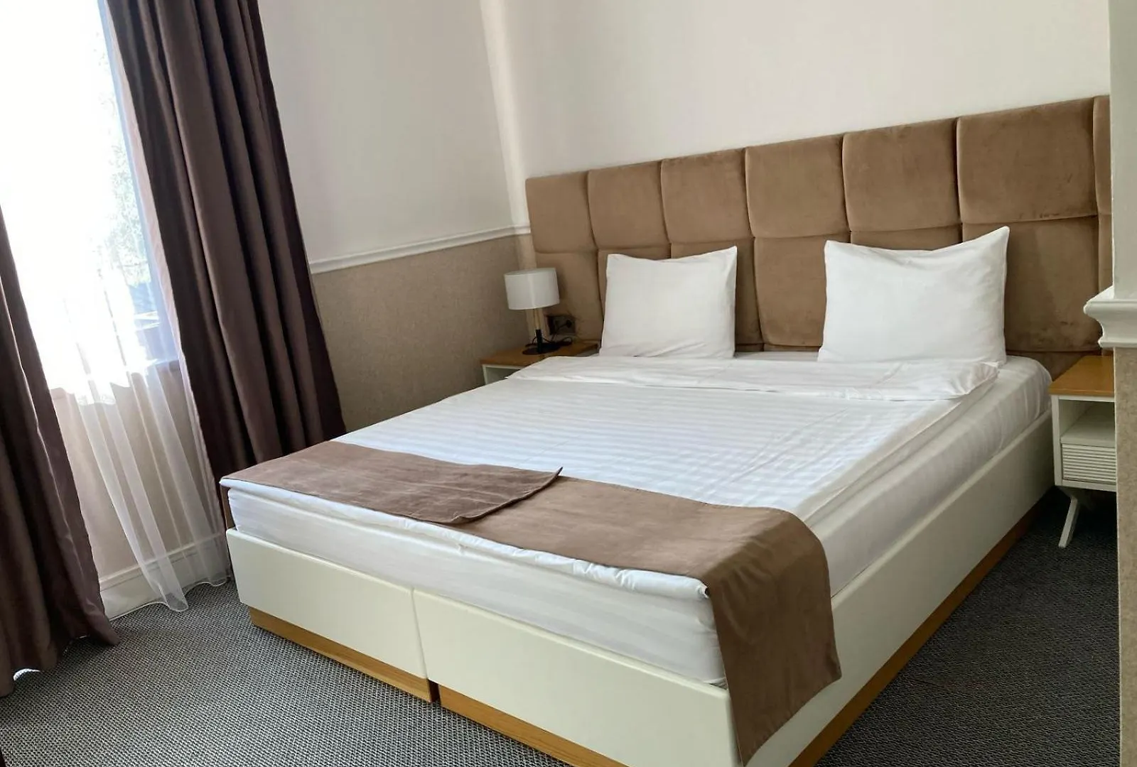 Mountain View Boutique Hotel 알마티 4*,